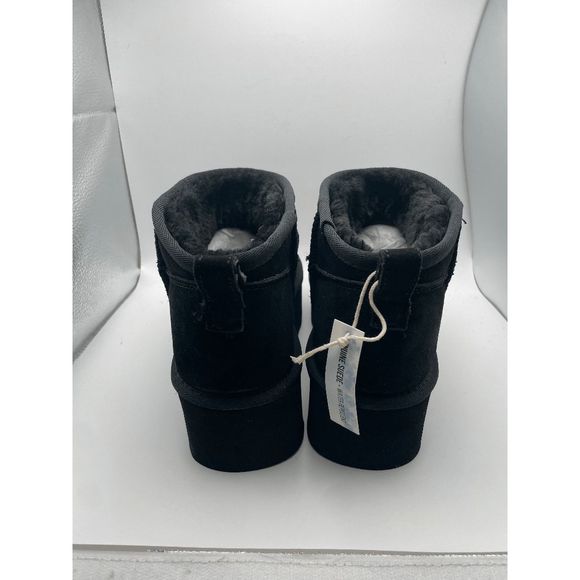 CUSHIONAIRE Women's COZY Genuine Suede pull on platform boot, Black 8.5 - Picture 5 of 6